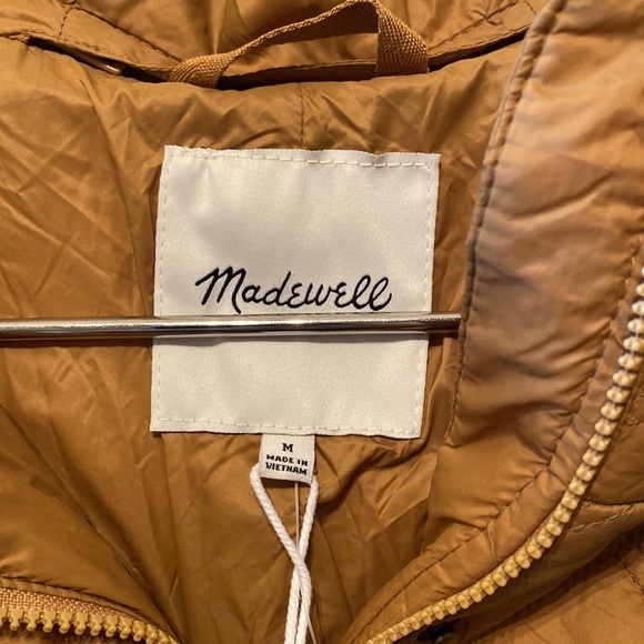 ***SOLD***Madewell style NB254, Addition Quilted Packable Quilted Jacket - Picture 4 of 8